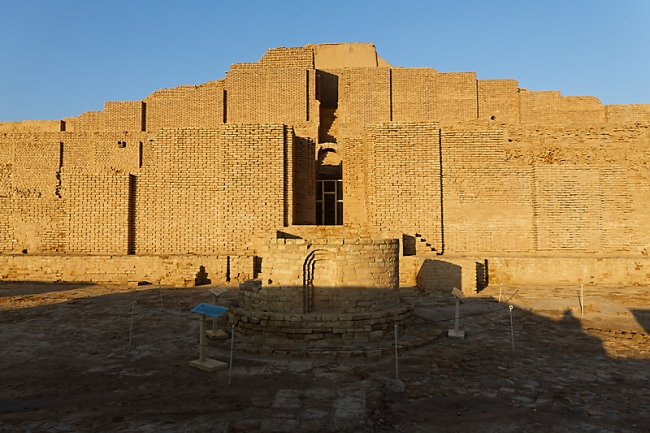 Choqâ Zanbil-Zigourat-011